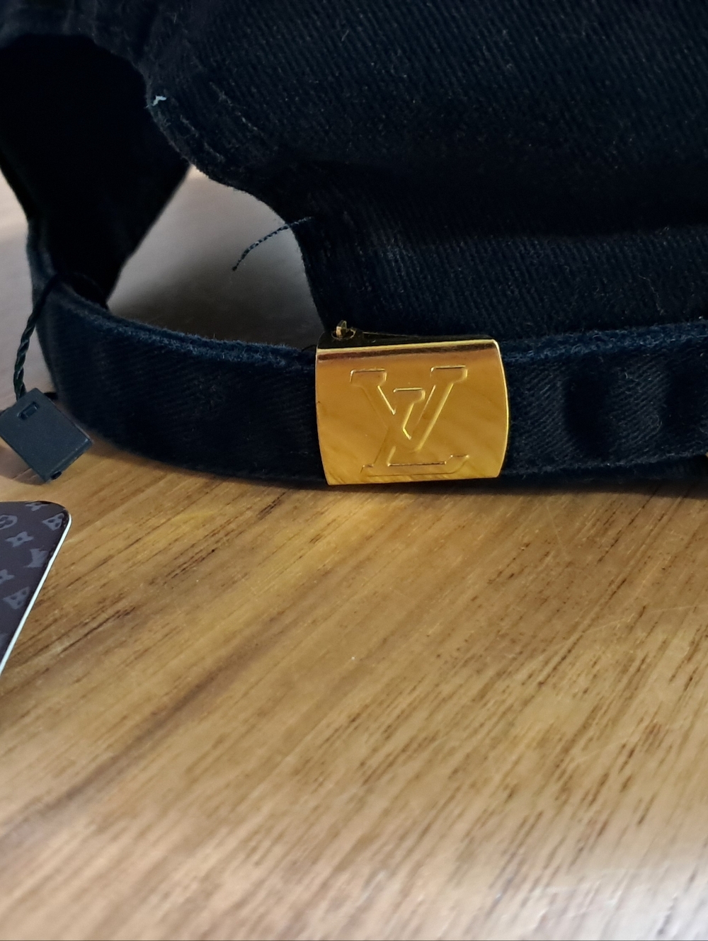 Louis Vuitton Black Baseball Cap with White LV Logo - Picture 3 of 4